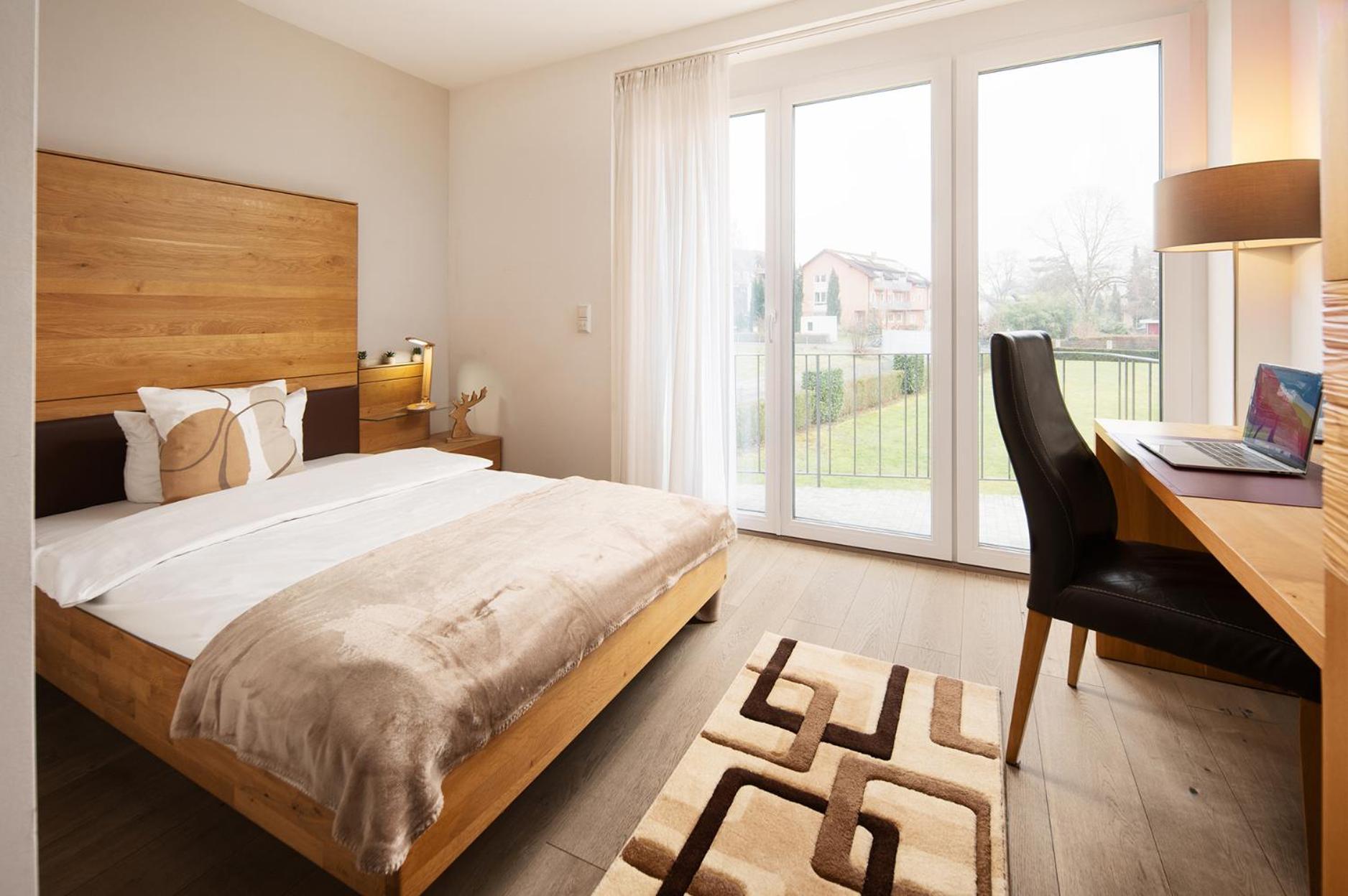 Hotel Vier Jahreszeiten An Der Therme & Kliniken Bad Krozingen Naehe Freiburg & Schwarzwald Ideal Fuer Wellness Kur & Business Ausfluege 24H Check In- Wlan & Parken Gratis Bagian luar foto