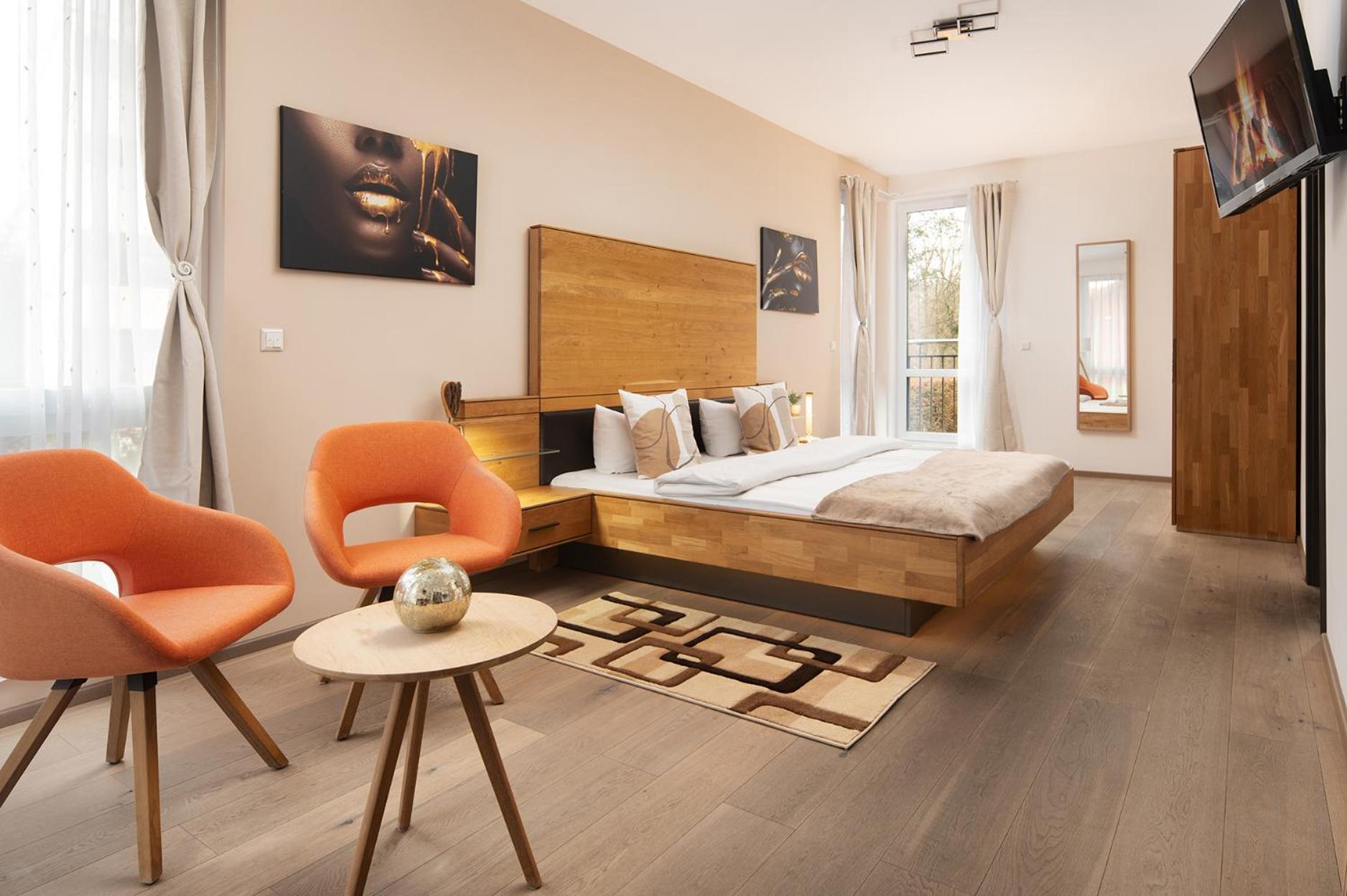 Hotel Vier Jahreszeiten An Der Therme & Kliniken Bad Krozingen Naehe Freiburg & Schwarzwald Ideal Fuer Wellness Kur & Business Ausfluege 24H Check In- Wlan & Parken Gratis Bagian luar foto