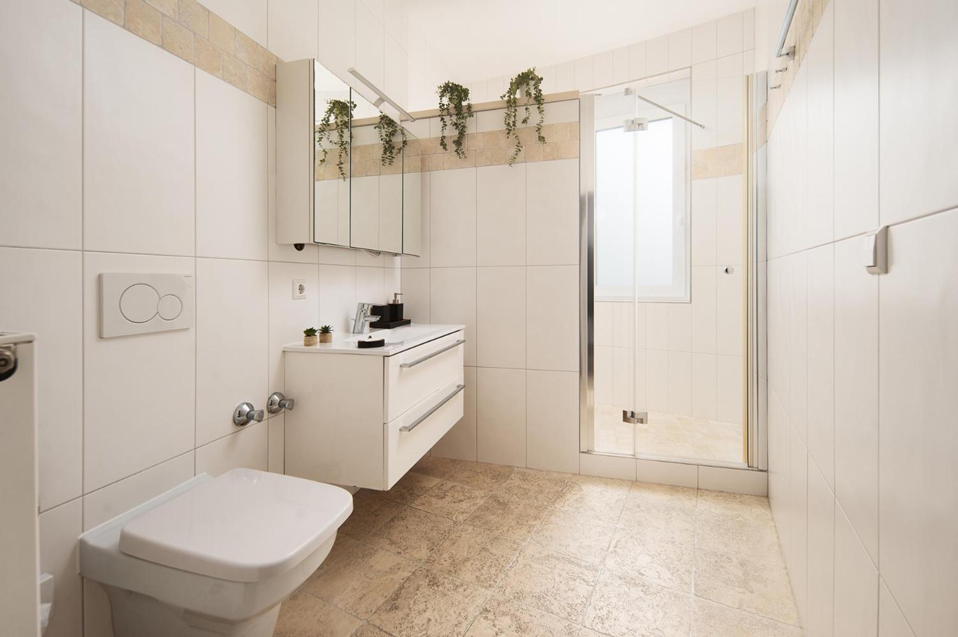 Hotel Vier Jahreszeiten An Der Therme & Kliniken Bad Krozingen Naehe Freiburg & Schwarzwald Ideal Fuer Wellness Kur & Business Ausfluege 24H Check In- Wlan & Parken Gratis Bagian luar foto